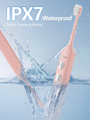 7MAGIC cepillo bajo el agua en la ducha mostrando clasificación IPX7 resistente