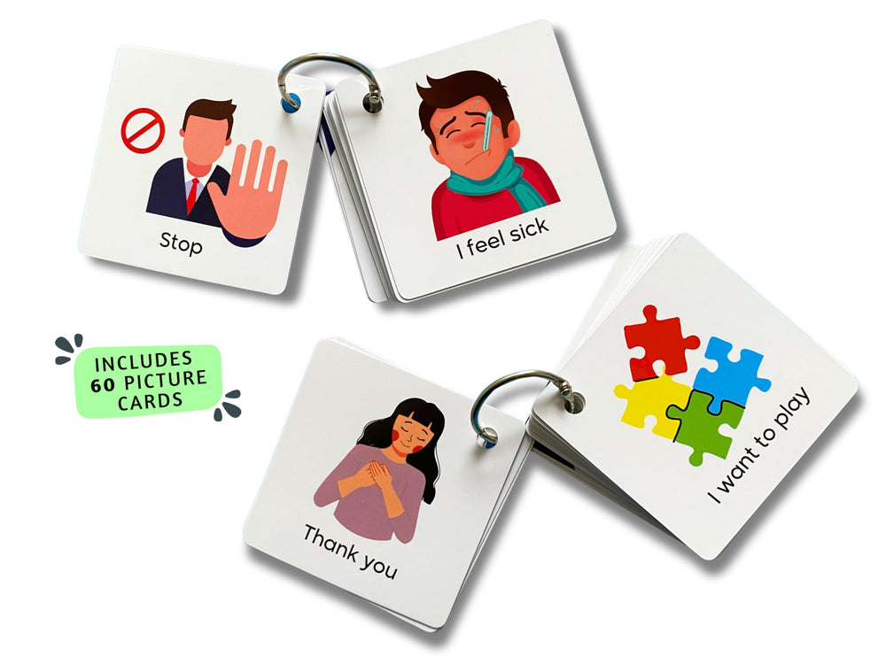 Albidaya: manos de niño sosteniendo tarjeta, promueve interacción práctica