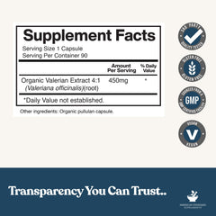 American Standard Supplements polvo de extracto de valeriana en mano, textura pura