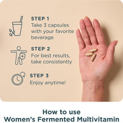 Ancient Nutrition mujer preparando rutina prenatal mostrando conveniencia
