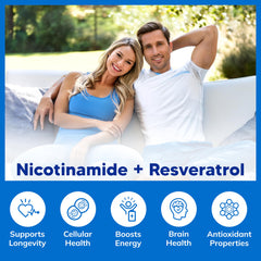 aSquared Nutrition cápsula junto a mano para comparar tamaño real