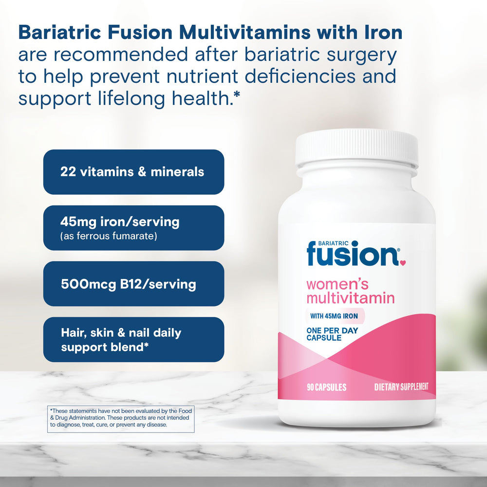 Bariatric Fusion cápsula junto a vaso de agua para toma diaria
