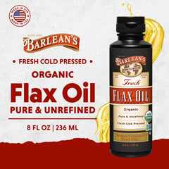 Barlean's aceite en cuchara mostrando textura fluida y color dorado claro