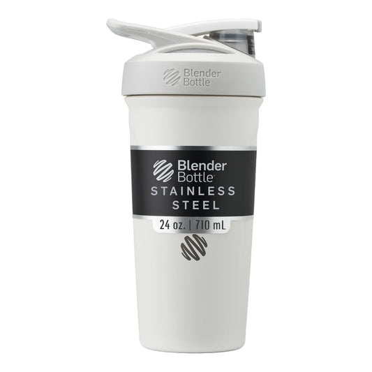 BlenderBottle vista frontal blanco con diseño aislado y capacidad práctica