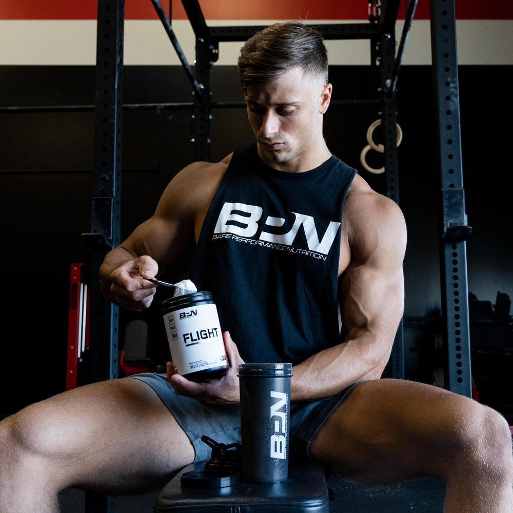 BARE PERFORMANCE NUTRITION etiqueta de Flight con lista de ingredientes y certificación