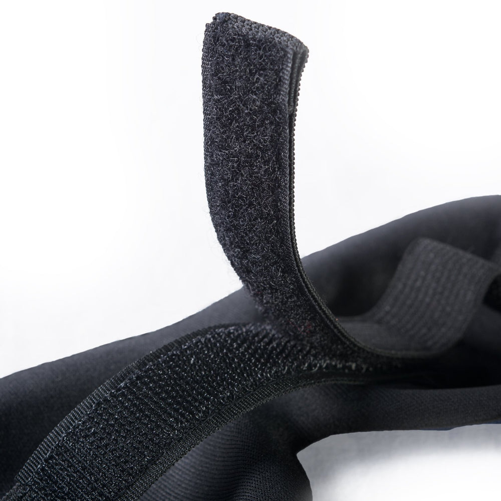 Máscara Bucky Ultralight libre de látex cuida la piel sensible.