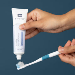 CariFree estilo de vida en baño mostrando integración en rutina diaria