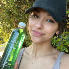 Chlorophyll Water escena lifestyle hidratación post entreno y bienestar diario