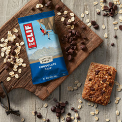 CLIF Bar en sendero natural listos para excursión y reabastecimiento