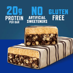 CLIF BUILDERS primer plano del recubrimiento de fudge blanco, atractivo y cremoso