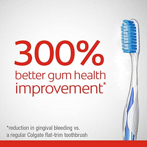 Colgate persona cepillando encías con suavidad, reduce irritación