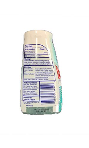 Colgate aplicación en cepillo ilustrando uso fácil y aliento fresco