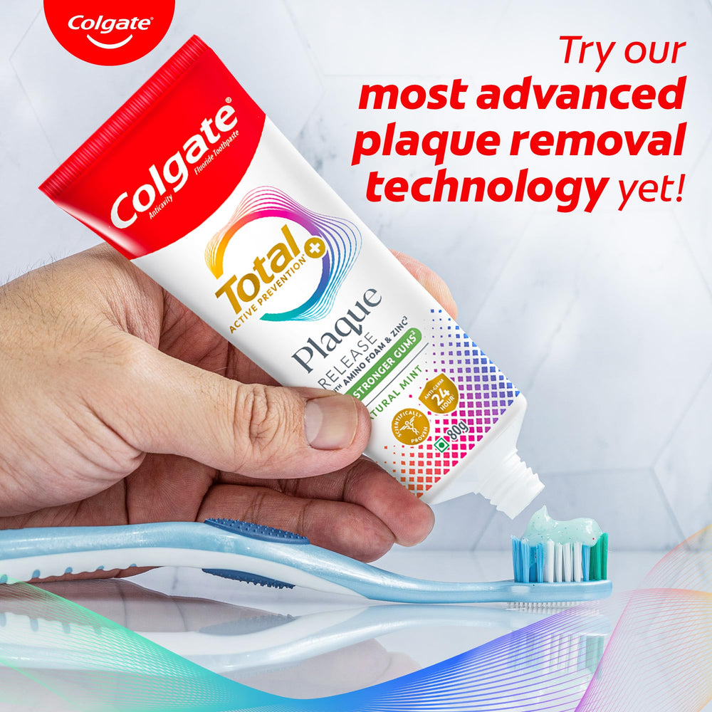 Colgate detalle en dientes limpios que evidencia reducción de placa