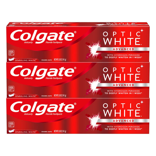 Colgate Optic White frente del empaque mostrando pack de tres para ahorro y conveniencia