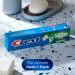 Crest tubo abierto con crema visible para ver color y forma
