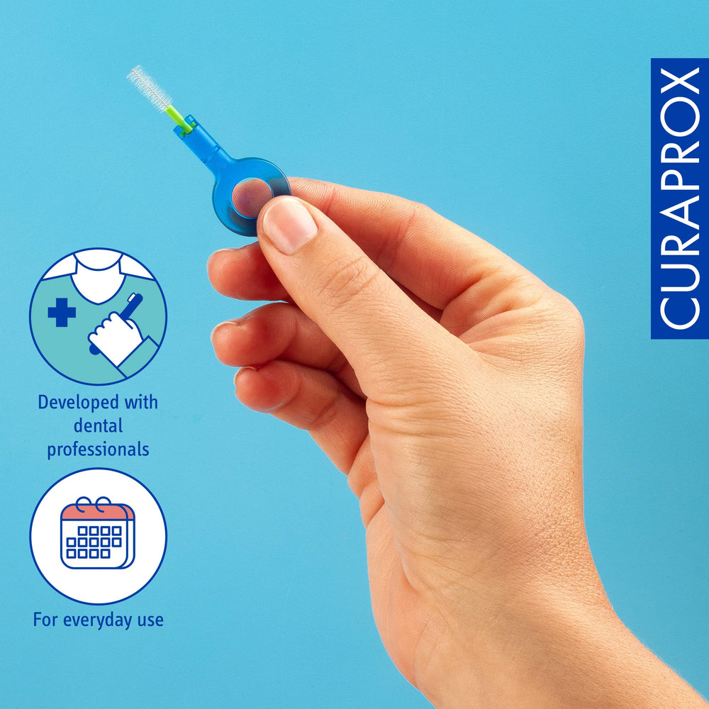 Curaprox cepillo CPS 11 en close-up, cerdas diseñadas para espacios más amplios