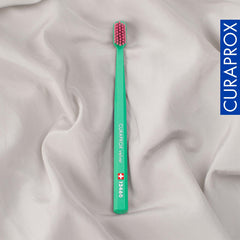 Curaprox empaque CS12460 con sello suizo, garantía de diseño seguro