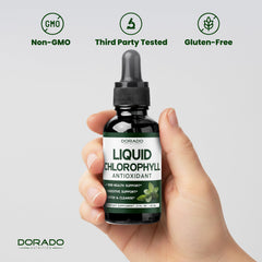 DORADO NUTRITION gotas añadidas a batido verde señalando versatilidad