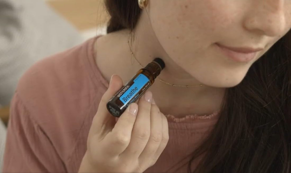 dōTERRA Breathe Touch etiqueta legible con ingredientes principales visibles