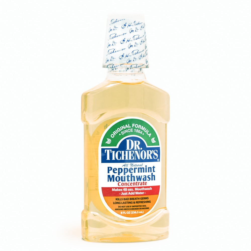 Dr. Tichenor's persona enjuagándose para aliento fresco inmediato