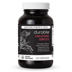 Durable envase frontal mostrando 120 cápsulas y beneficios visibles