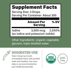 Detalle de una gota de solución Earth Harmony Naturals para dosificación precisa y fácil