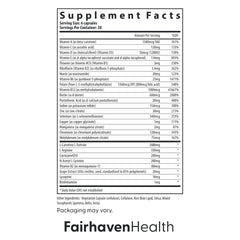 Fairhaven Health mano sosteniendo cápsula indicando uso diario sencillo
