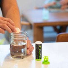 Fluid Tactical uso en exterior durante entrenamiento, repone electrolitos