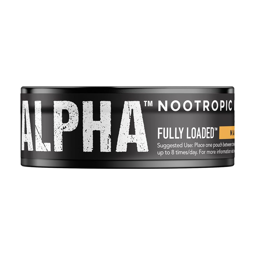 Fully Loaded pouch en mano para comparar tamaño y facilidad de uso