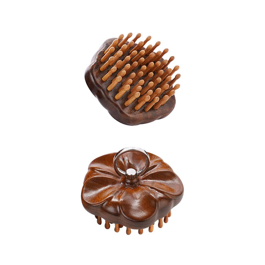 Masajeador capilar Genérico en madera natural para estimular la circulación y relajar el cuero cabelludo.