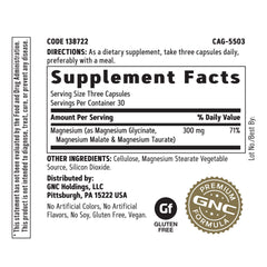 Detalle de cápsula GNC Super Magnesium resaltando textura y forma para fácil ingestión