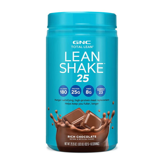 Envase GNC Total Lean Rich Chocolate mostrando diseño y porciones, ideal para control calórico