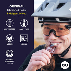 GU Energy gel en mano durante carrera para energía rápida en movimiento