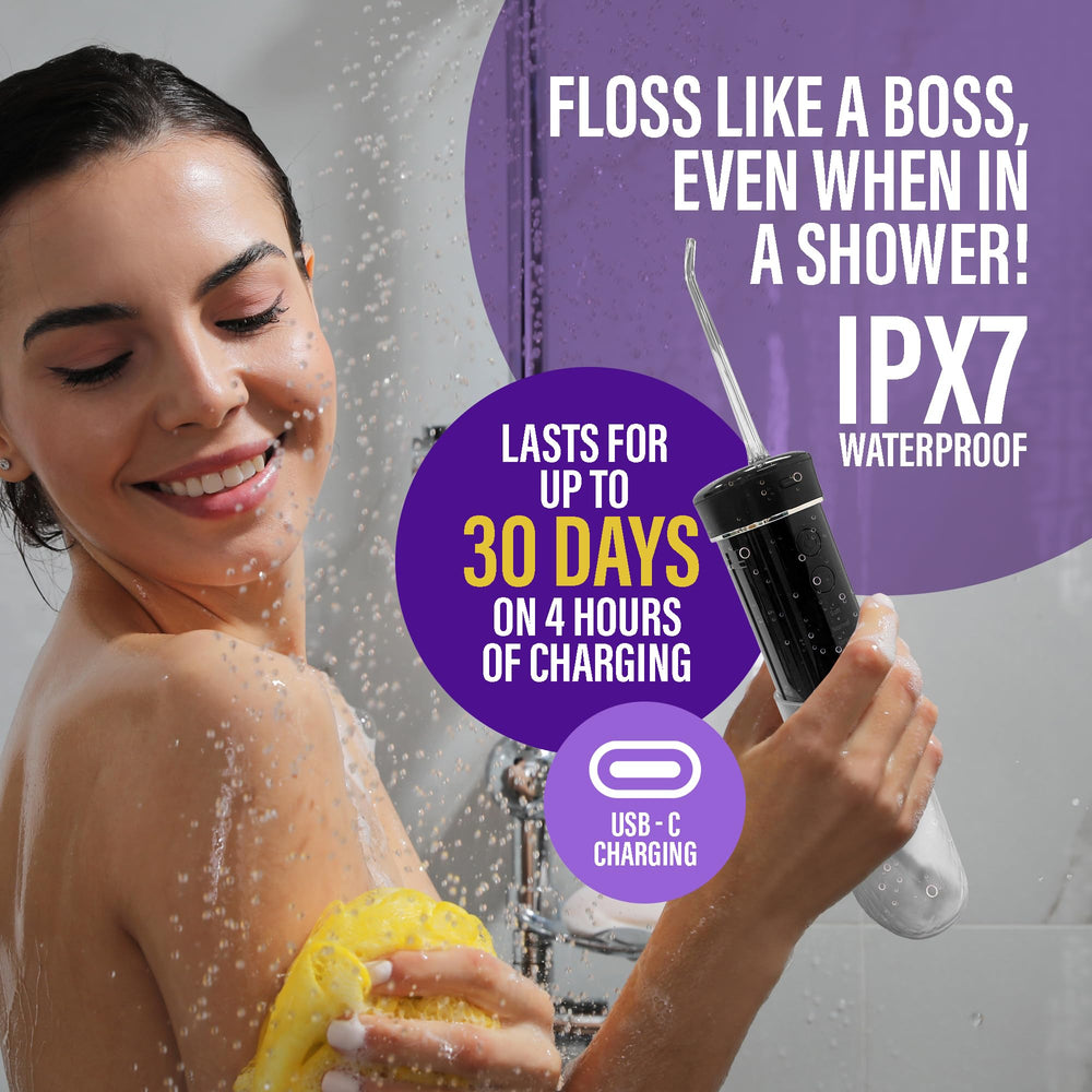 GuruNanda en uso en baño, diseño IPX7 para uso bajo la ducha