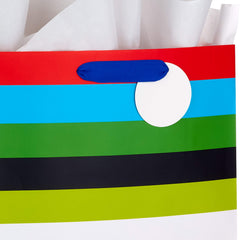 Hallmark bolsa en escenario de celebración mostrando uso en fiestas