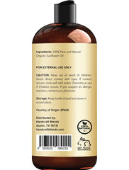 Aplicación de Handcraft Blends en manos para hidratación profunda y tacto suave