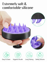 HEETA uso con la mano mostrando diseño ergonómico para masaje confortable