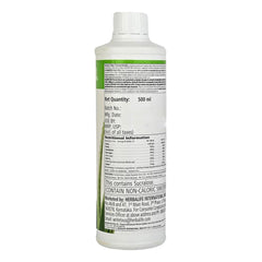 Herbalife bebida diluida en vaso con hielo lista para consumo refrescante