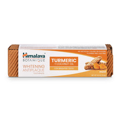 Himalaya pasta dental en un baño moderno, ambientación que transmite rutina diaria