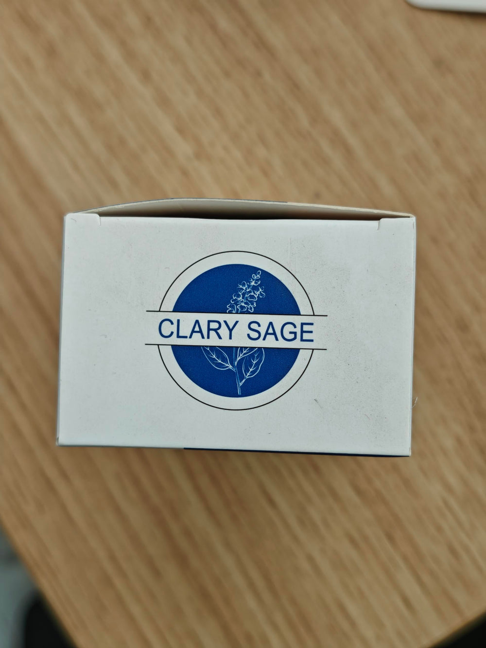 HIQILI Aceite esencial de salvia: aroma para limpieza y confort hogareño.