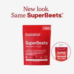 Persona masticando SuperBeets HumanN para una toma diaria fácil