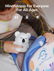 InnoCity Breathing Pal Kyle junto a mesita de noche, ayuda a crear rutina de sueño