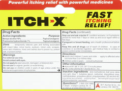 Itch-x en uso una madre aplicando gel a picadura infantil