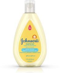 Johnson's textura del gel demostrando suavidad y fácil enjuague