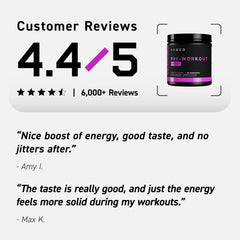 Kaged producto en gimnasio con fondo activo, sabor Glacier Grape refrescante