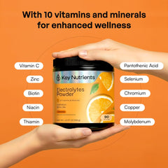KEY NUTRIENTS vaso con bebida naranja disuelta listo para beber tras mezclar