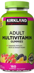 Kirkland Gomitas multivitamínicas en botella para uso diario.
