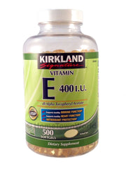 Vitamina E de KIRKLAND en botella con 500 cápsulas blandas para uso diario.
