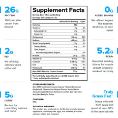 LEGION Casein en shaker fresa: mezcla suave para tu batido post-entrenamiento.