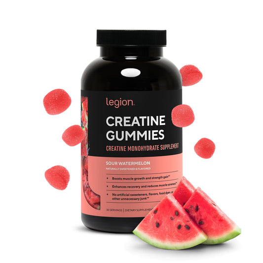 LEGION Creatine Monohydrate Gummies en envase, fáciles de usar durante entrenamientos.